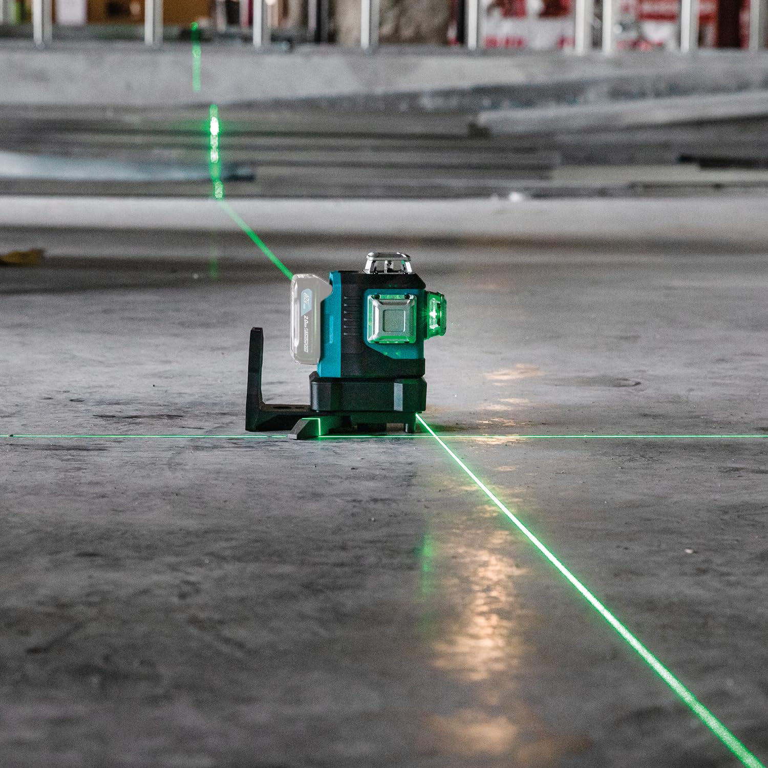 Makita SK700GD 12V max CXT® Lithium-Ion Cordless Self-Leveling 360° 3-Plane Green Laser, Class II, 510-530 nm, <2 mW, Tool Only - Image 15